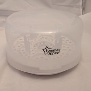Tommee Tippee micro-steam Microwave Bottle Sterilizer. Kills 99.99% Of Bacteria